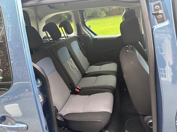 Used Peugeot Partner Tepee 2013 for sale - 76232319: Photo 7