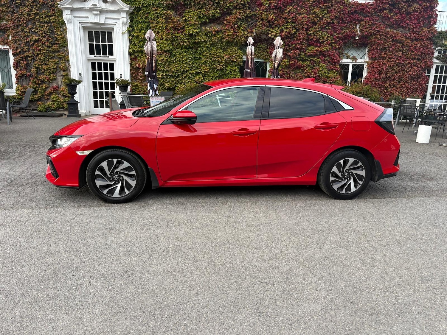 Used Honda Civic for sale - 76402650: Photo 2