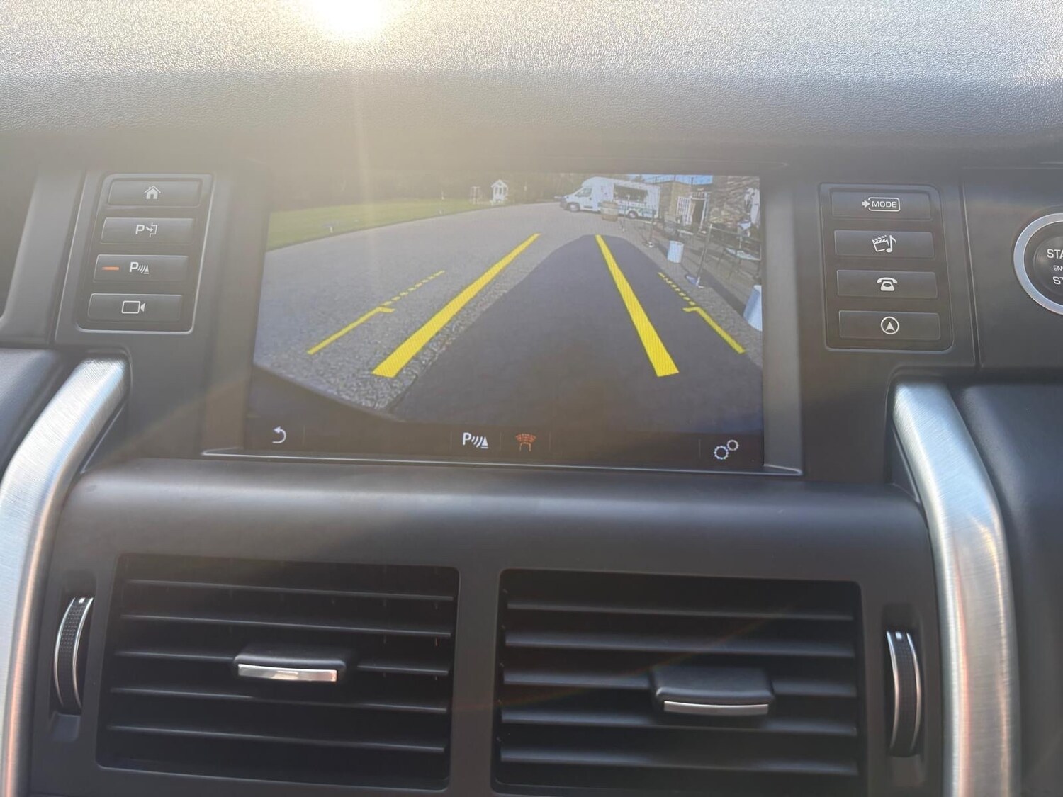 Used Land Rover Discovery Sport 2017 for sale - 78168275: Photo 11