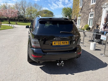 Used Mercedes-Benz M Class 2010 for sale - 78371790: Photo