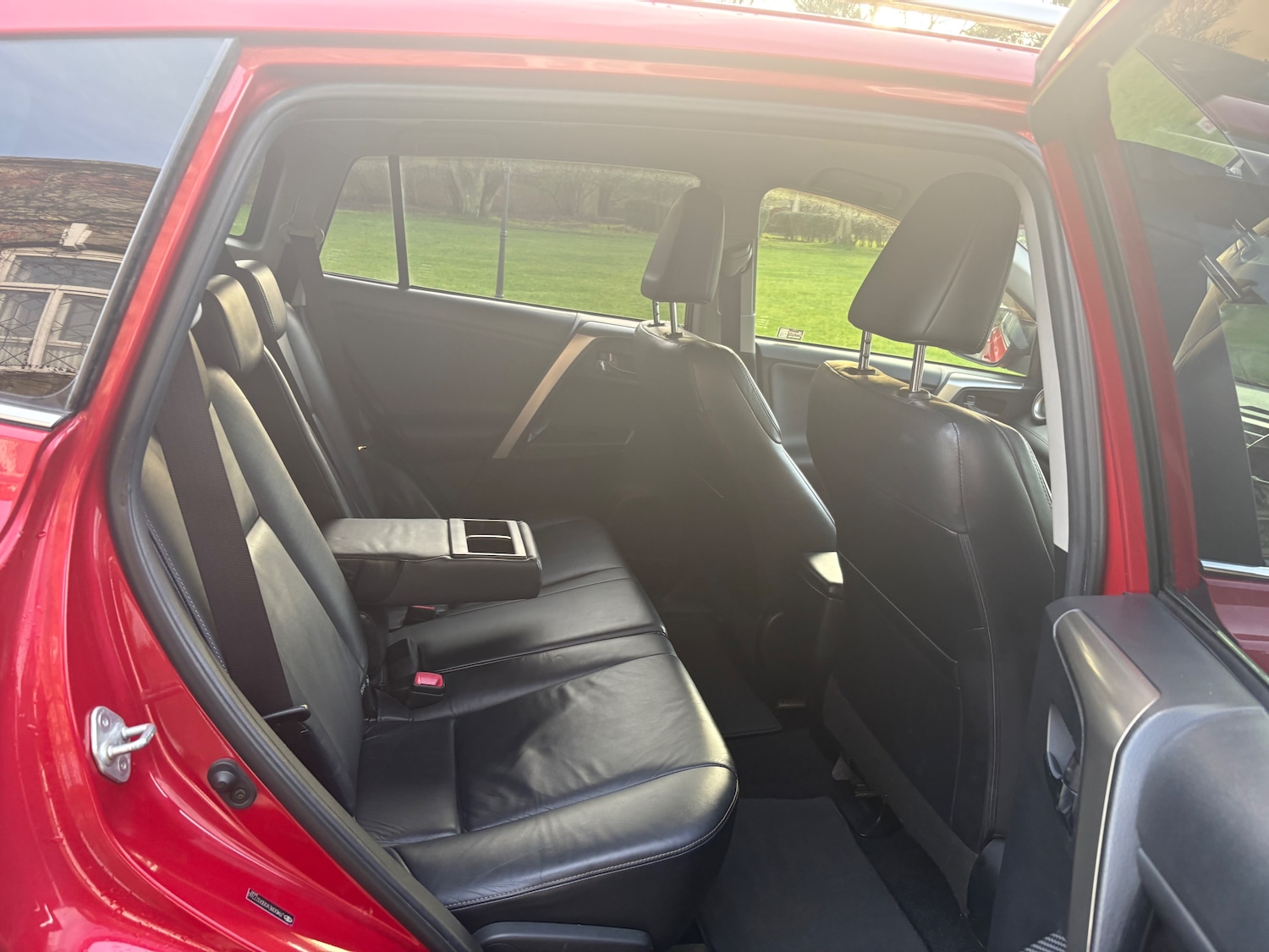 Used Toyota RAV4 2013 for sale - 76961906: Photo 7