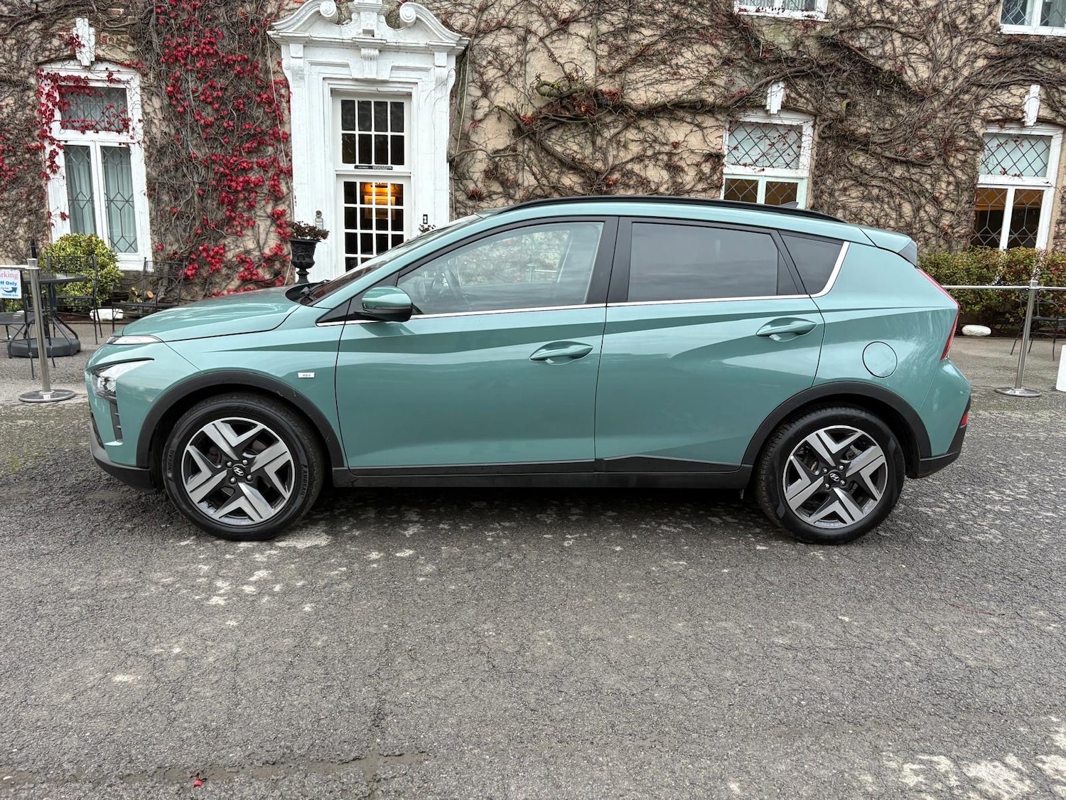 Used Hyundai BAYON 2023 for sale - 76495765: Photo 2