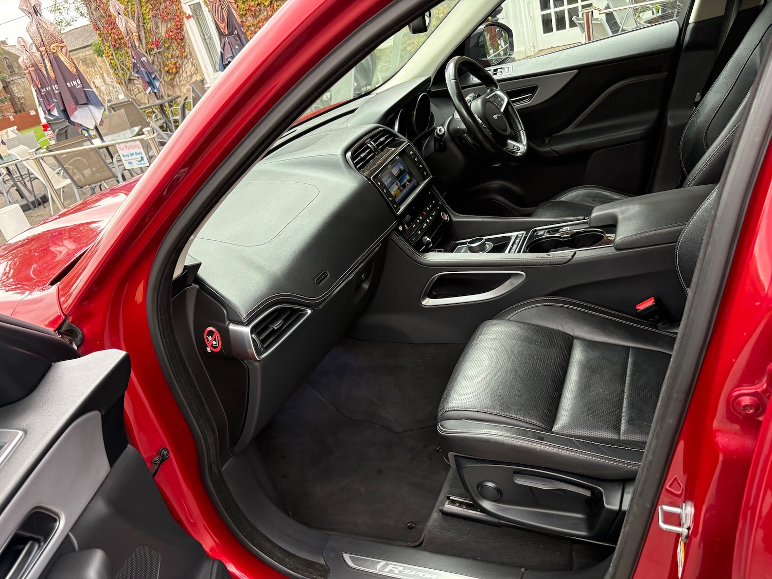 Used Jaguar F-Pace 2016 for sale - 76287351: Photo 10