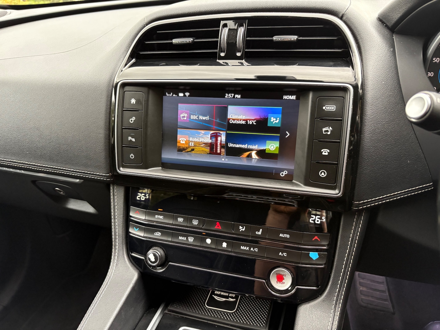 Used Jaguar F-Pace 2016 for sale - 76287351: Photo 11