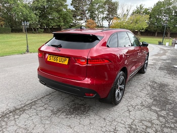 Used Jaguar F-Pace 2016 for sale - 76287351: Photo
