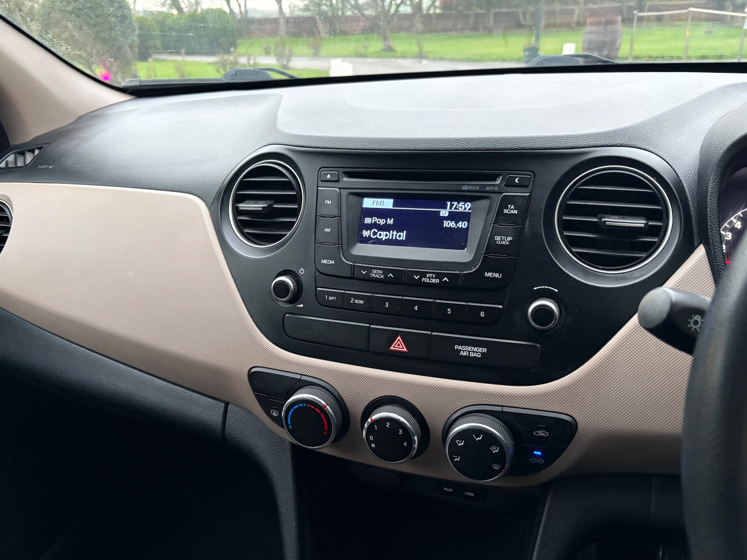 Used Hyundai i10 2016 for sale - 77323986: Photo 11