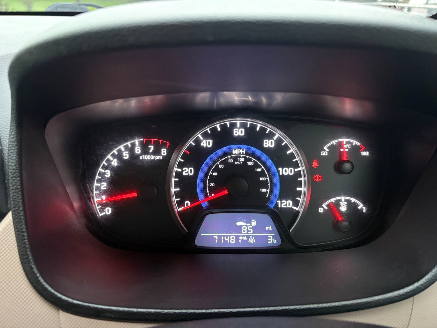 Used Hyundai i10 2016 for sale - 77323986: Photo 9