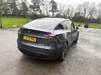 Used Tesla Model Y 2022 for sale - 77336904: Photo