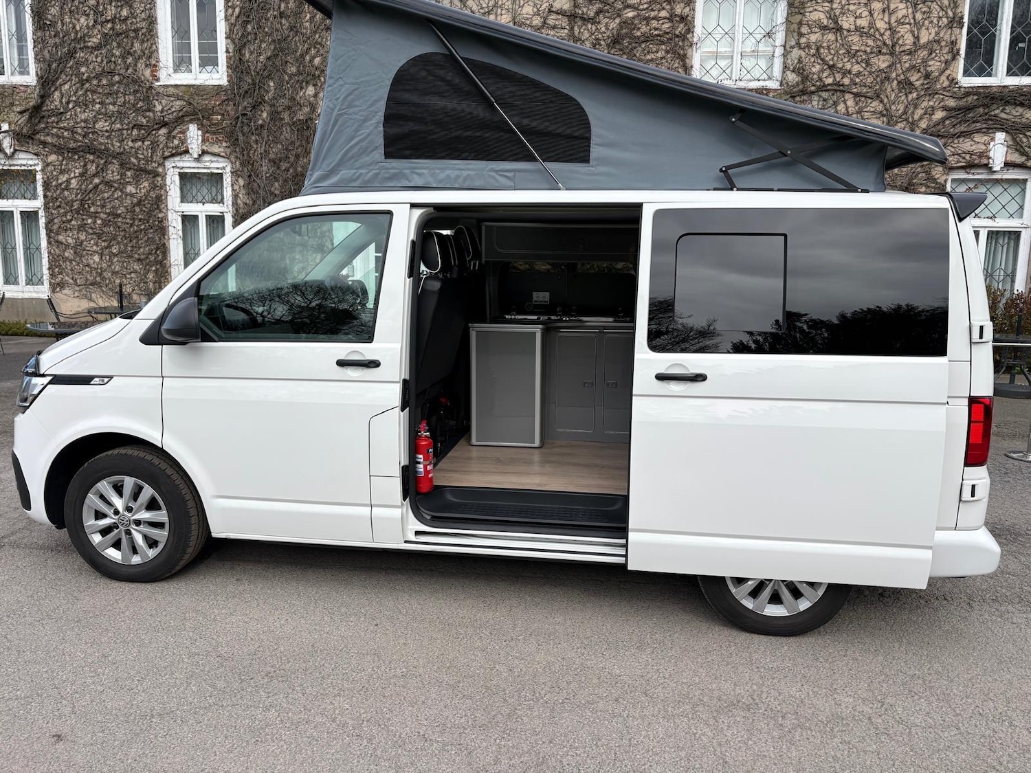 Used Volkswagen Transporter 2020 for sale - 78053657: Photo 3