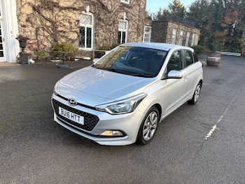 Used Hyundai i20 2016 for sale - 76534988: Photo