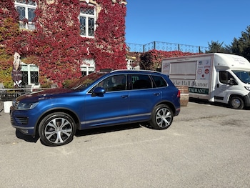 Used Volkswagen Touareg 2016 for sale - 76030267: Photo