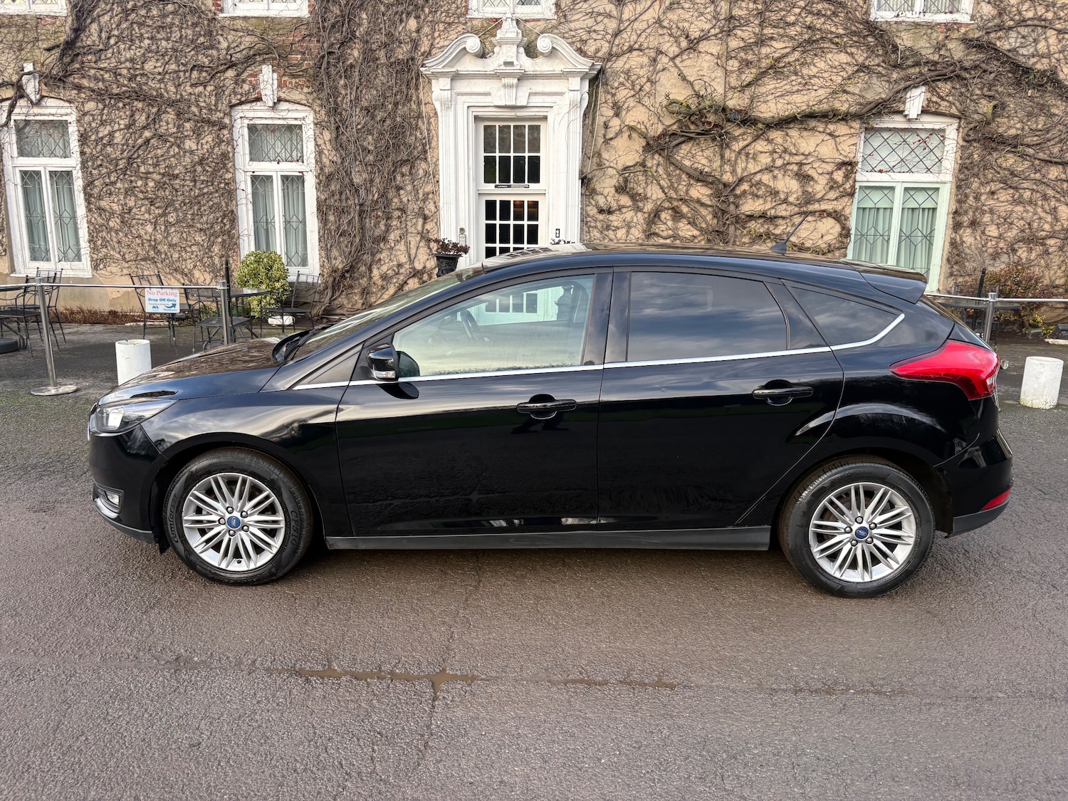 Used Ford Focus 2018 for sale - 77262861: Photo 2