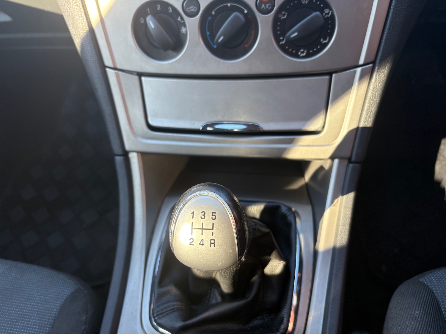 Used Ford Mondeo 2009 for sale - 76892315: Photo 12