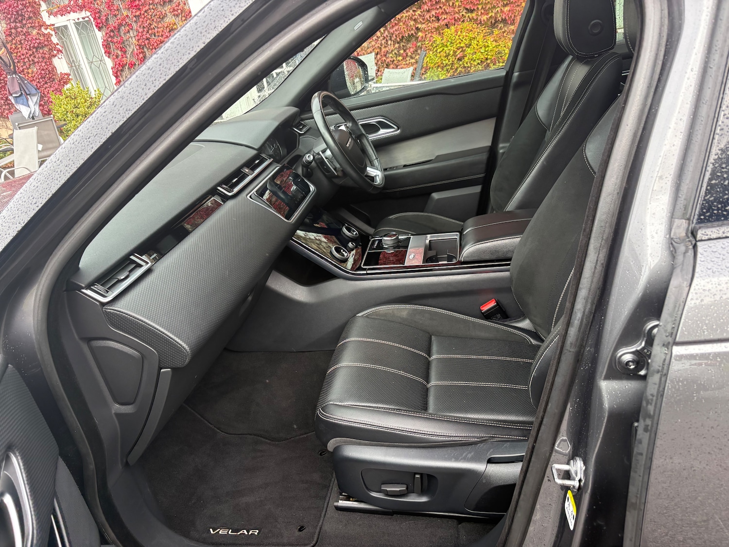 Used Land Rover Range Rover Velar 2019 for sale - 76134138: Photo 9