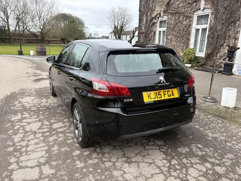 Used Peugeot 308 2015 for sale - 77904303: Photo