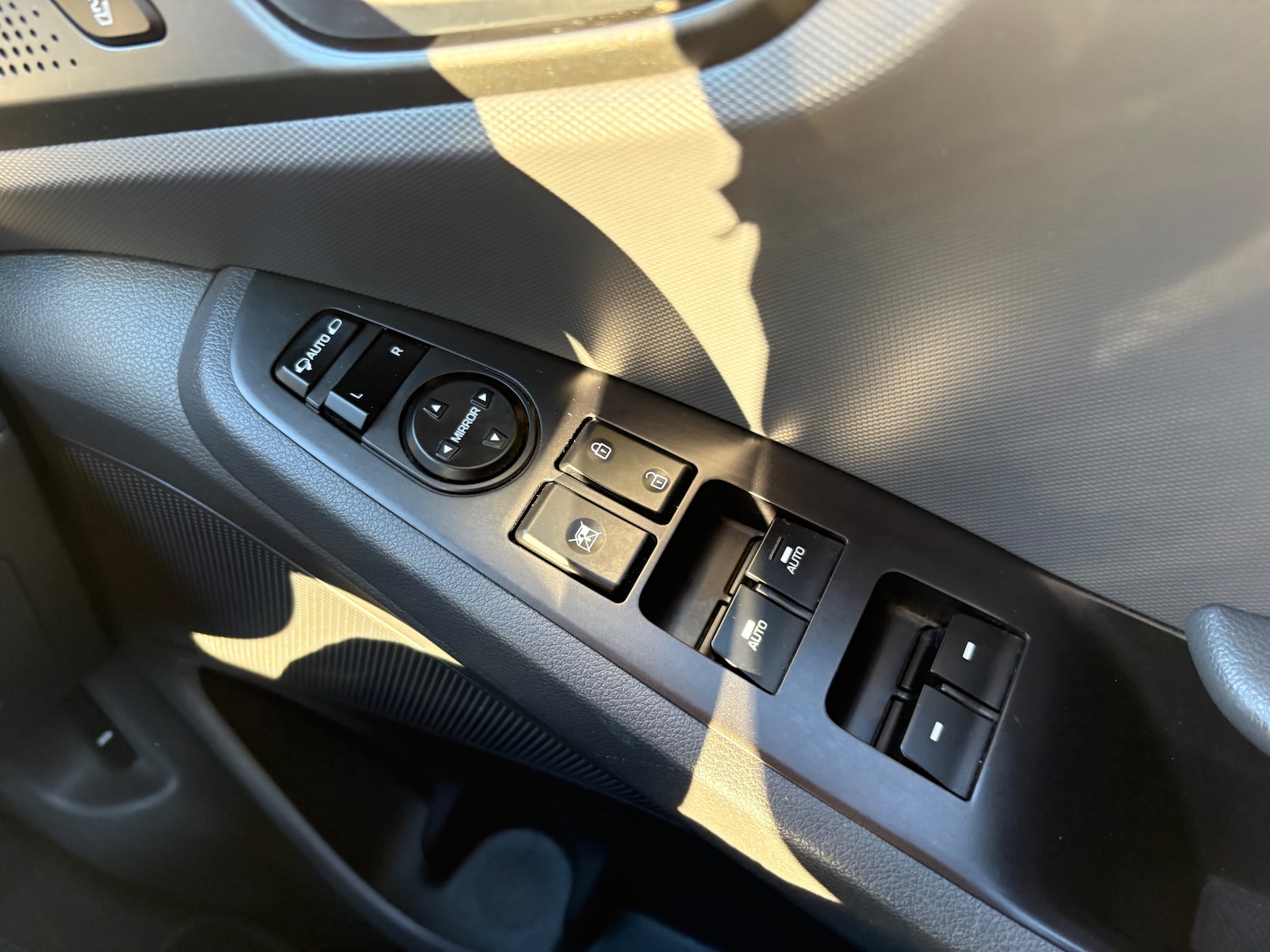 Used Hyundai IONIQ 2018 for sale - 77249385: Photo 15