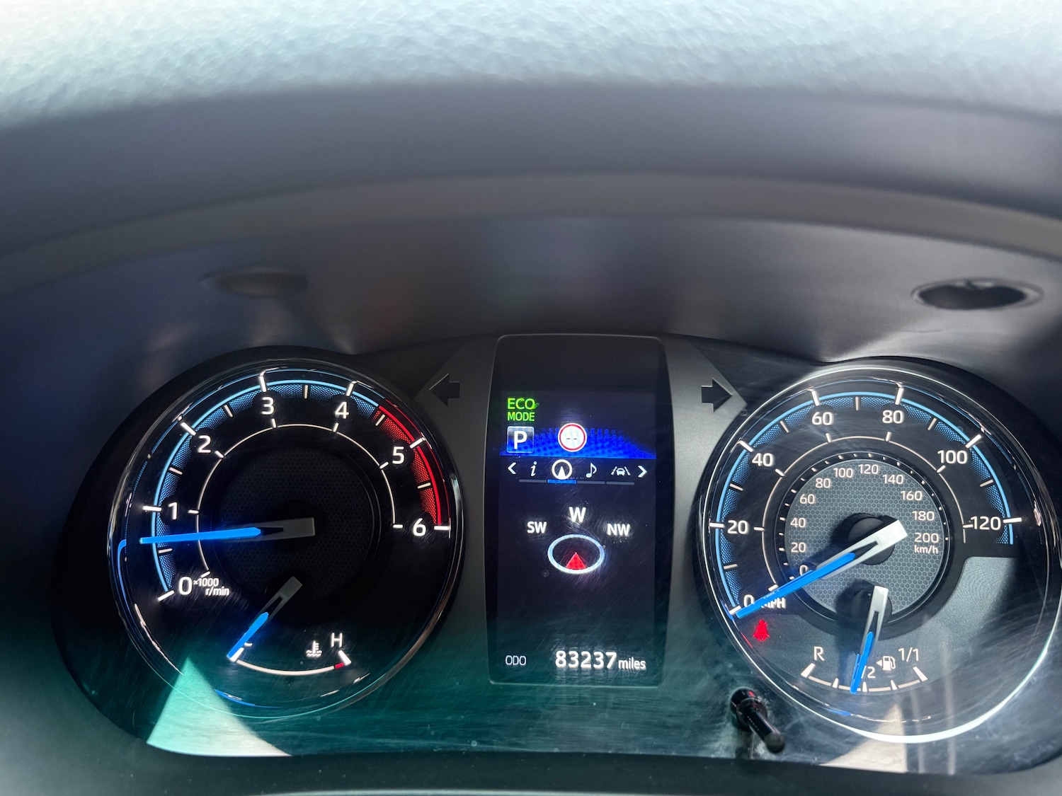 Used Toyota Hilux 2021 for sale - 77679732: Photo 9