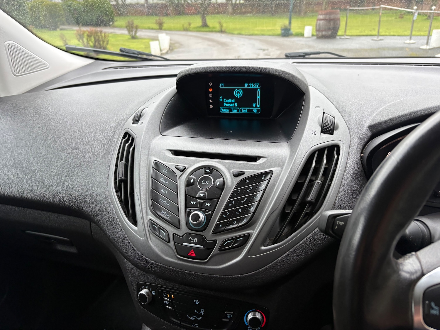 Used Ford Transit Courier 2017 for sale - 77775280: Photo 12