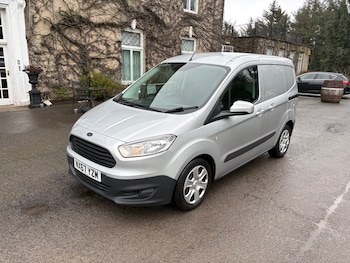 Used Ford Transit Courier 2017 for sale - 77775280: Photo