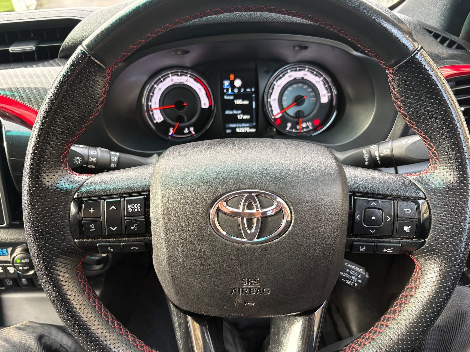 Used Toyota Hilux 2020 for sale - 77271494: Photo 12