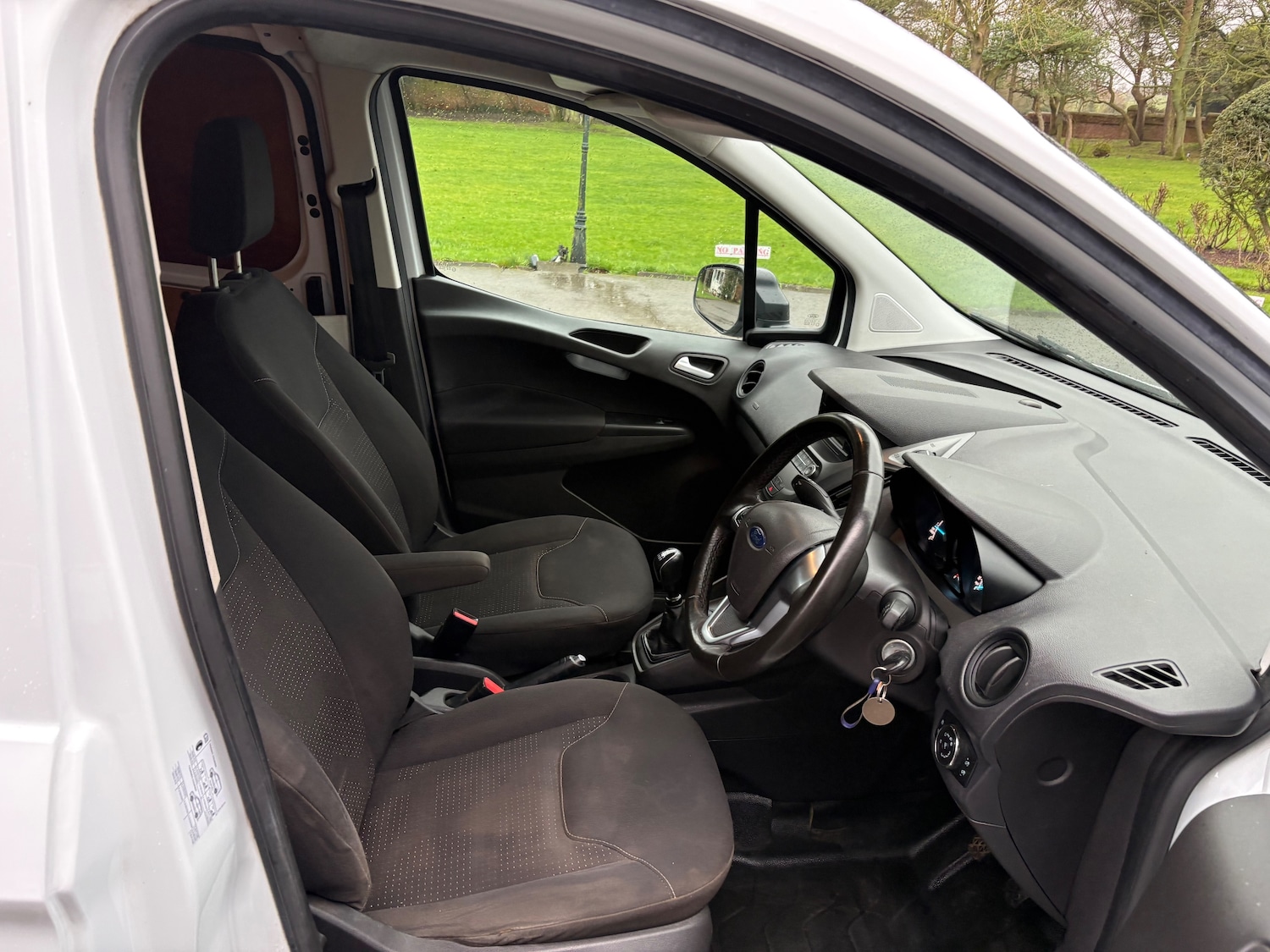 Used Ford Transit Courier 2020 for sale - 77180036: Photo 6