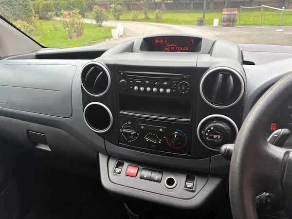 Used Peugeot Partner Tepee 2013 for sale - 76287355: Photo 11