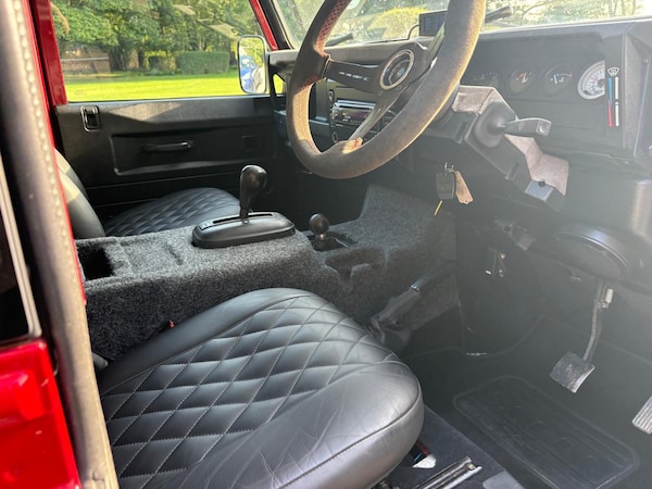 Used Land Rover Defender 90 2006 for sale - 76287349: Photo 10