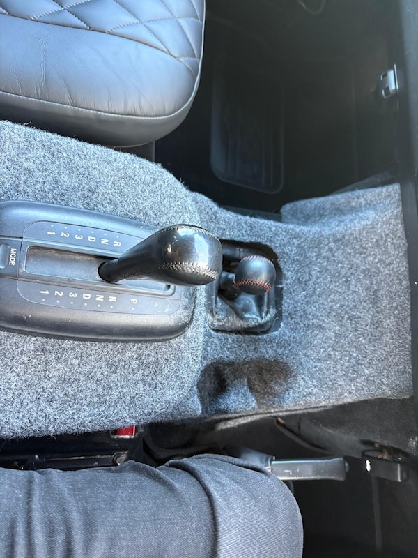 Used Land Rover Defender 90 2006 for sale - 76287349: Photo 6