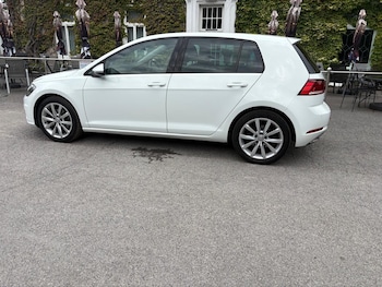 Used Volkswagen Golf 2018 for sale - 75288852: Photo