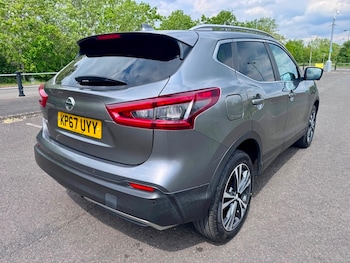 Used Nissan Qashqai 2017 for sale - 78534399: Photo