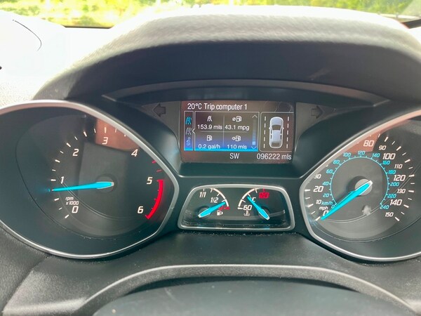 Used Ford Kuga 2015 for sale - 75654944: Photo 21