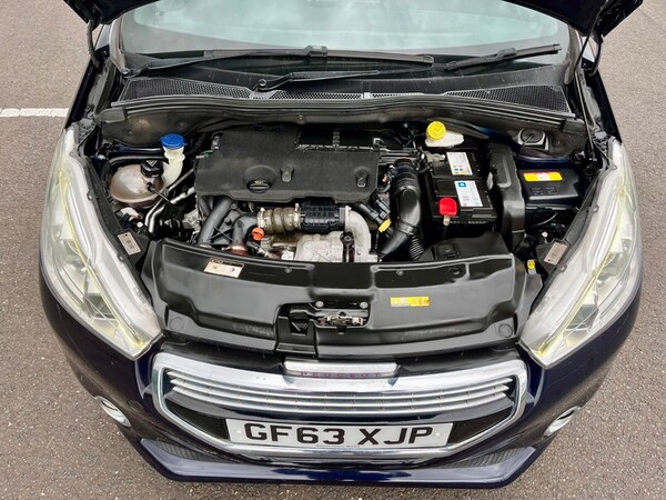 Used Peugeot 208 2014 for sale - 75078444: Photo 21