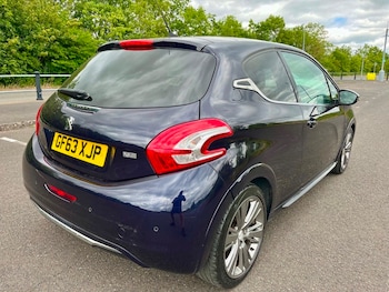 Used Peugeot 208 2014 for sale - 75078444: Photo