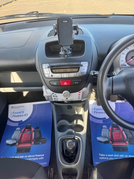 Used Toyota AYGO 2010 for sale - 77735355: Photo 14