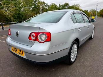 Used Volkswagen Passat 2009 for sale - 79858447: Photo