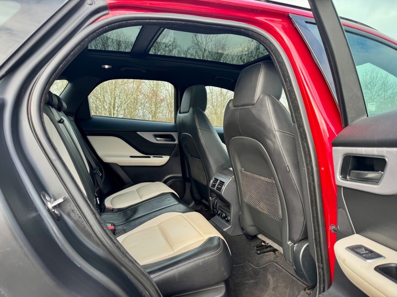 Used Jaguar F-Pace 2018 for sale - 77395020: Photo 12