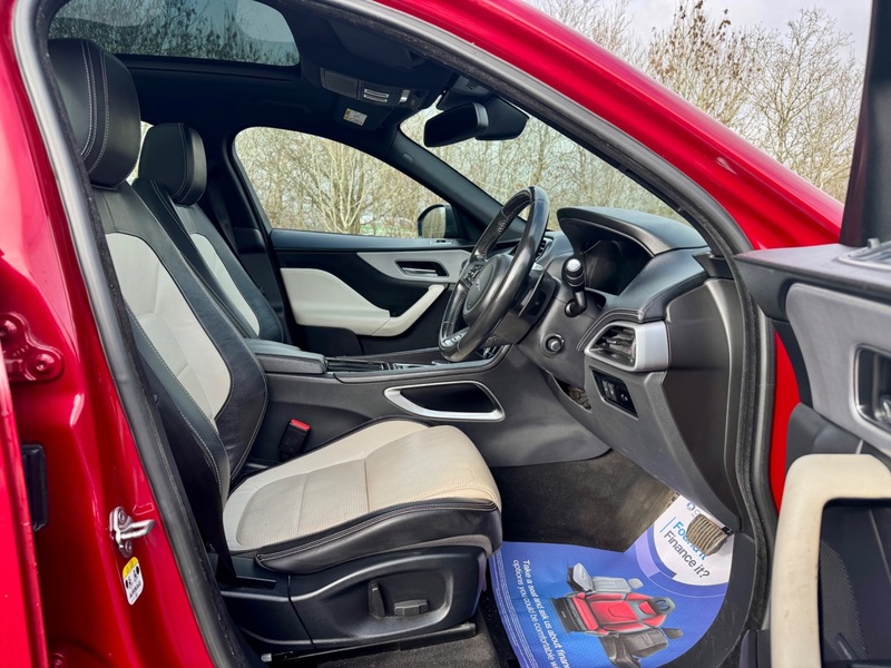 Used Jaguar F-Pace 2018 for sale - 77395020: Photo 9