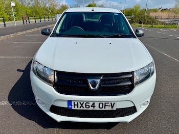 Used Dacia Sandero 2014 for sale - 78242178: Photo