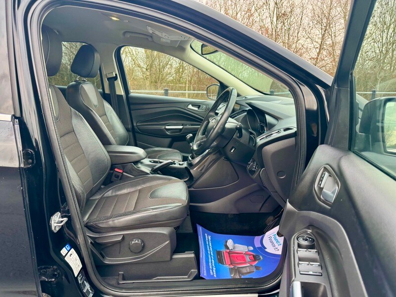 Used Ford Kuga 2016 for sale - 77370354: Photo 9