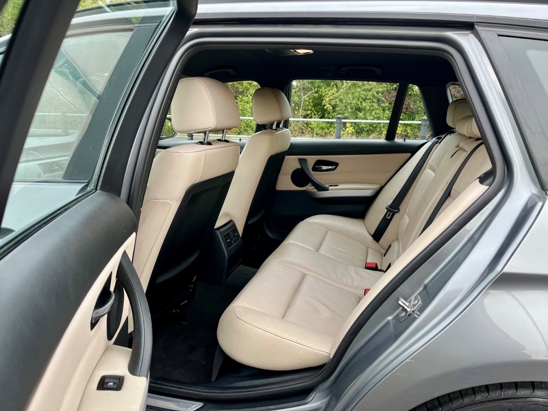 Used BMW 3 Series 2011 for sale - 76069364: Photo 11