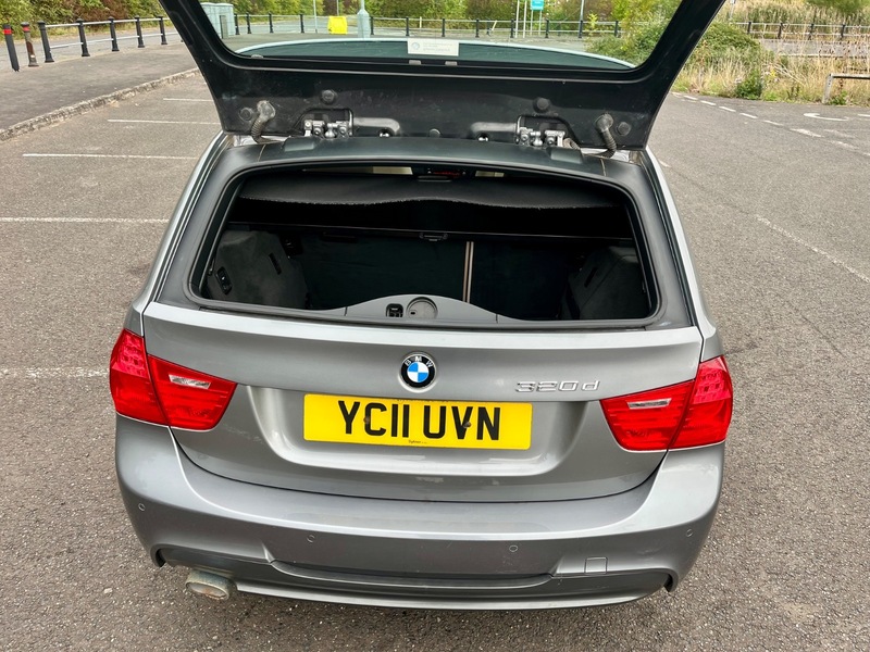 Used BMW 3 Series 2011 for sale - 76069364: Photo 12