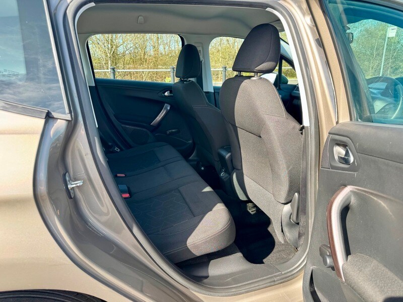 Used Peugeot 2008 2014 for sale - 77937503: Photo 12