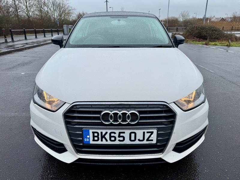 Used Audi A1 2015 for sale - 77558402: Photo 2