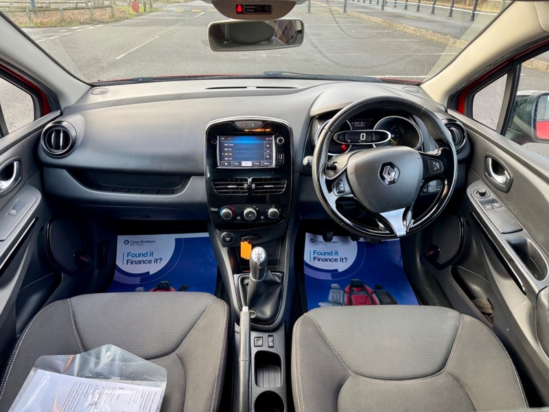 Used Renault Clio 2015 for sale - 77655893: Photo 11