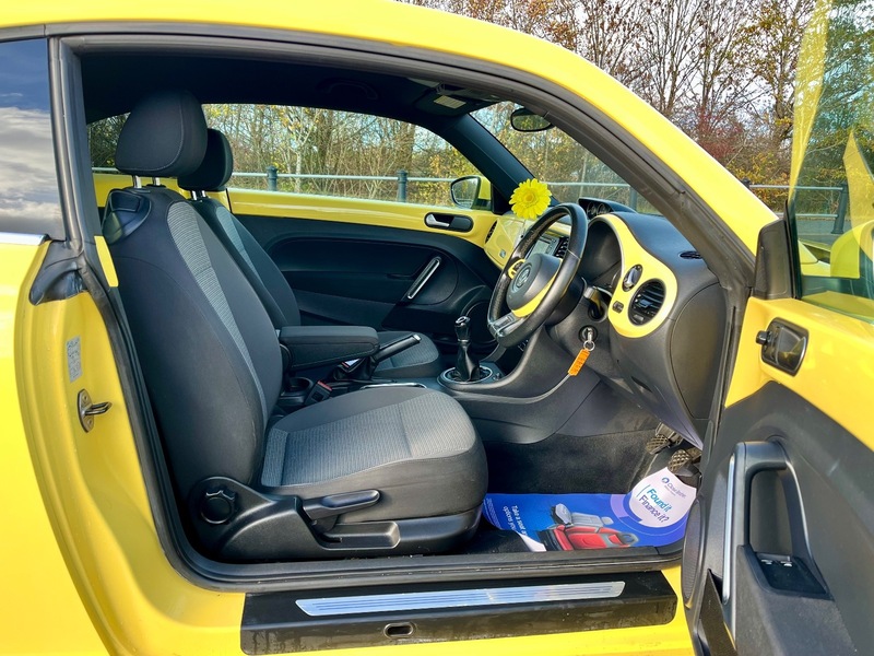 Used Volkswagen Beetle 2013 for sale - 76605340: Photo 9