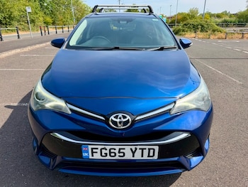 Used Toyota Avensis 2015 for sale - 79323624: Photo