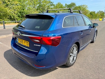 Used Toyota Avensis 2015 for sale - 79323624: Photo