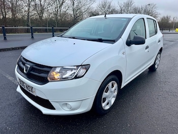 Used Dacia Sandero 2016 for sale - 77547910: Photo