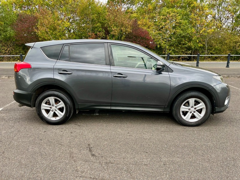 Used Toyota RAV4 2013 for sale - 76236327: Photo 6