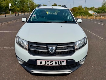 Used Dacia Sandero 2016 for sale - 79409970: Photo